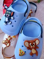 Crocs for girls and boys, sizes 22 to 25