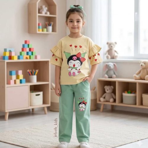 Girls' T-shirts and pants from sizes 35 to 55