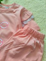 Girls' T-shirts and shorts, size 40 and size 45