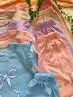Girls' T-shirts and shorts, size 40 and size 45