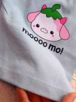 Girls' T-shirts and shorts, sizes 35 and 40
