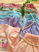 Girls' T-shirts and shorts, sizes 35 and 40