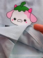 Girls' T-shirts and shorts, sizes 35 and 40