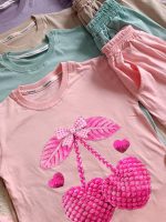 Girls' t-shirt and shorts, 5 to 9 years old