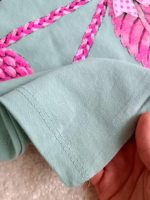 Girls' t-shirt and shorts, 5 to 9 years old