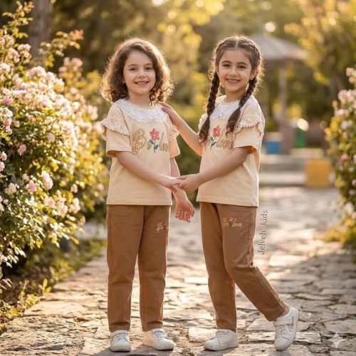 Girls' t-shirts and pants from sizes 35 to 60
