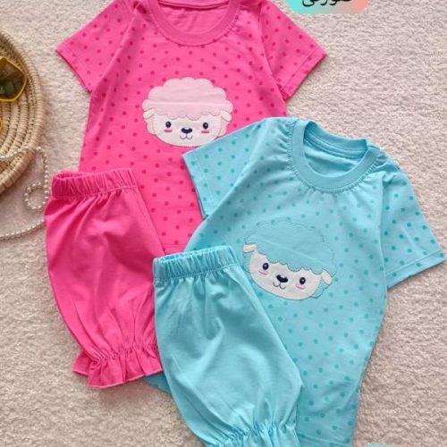 Girls' t-shirts and shorts from 1 year to 4 years