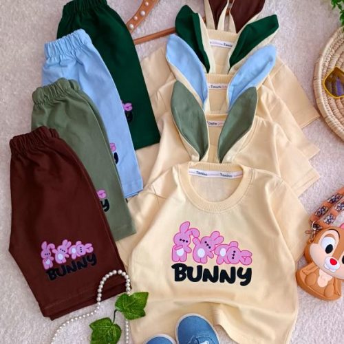 Girls' t-shirts and shorts from 10 months to 5 years