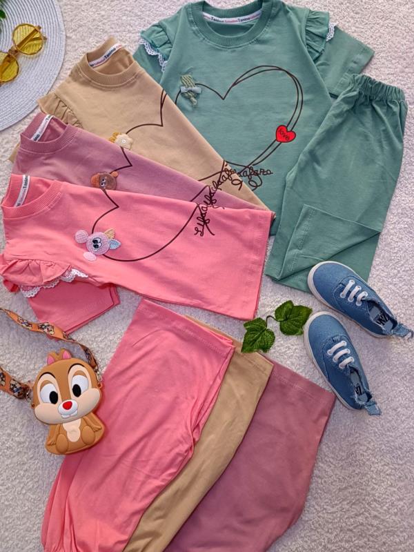 Girls' t-shirts and shorts from 2 to 5 years old (1)