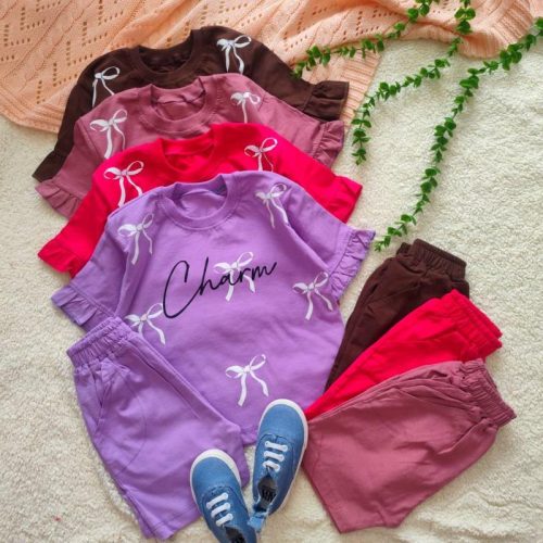 Girls' t-shirts and shorts from 2 to 9 years old
