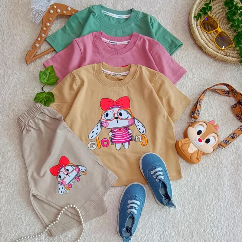 Girls' t-shirts and shorts from size 35 to size 45 (1)