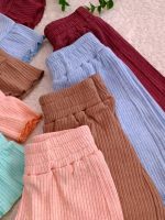 Girls' t-shirts and shorts from size 40 to size 55