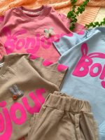 Girls' t-shirts and shorts from sizes 45 to 60