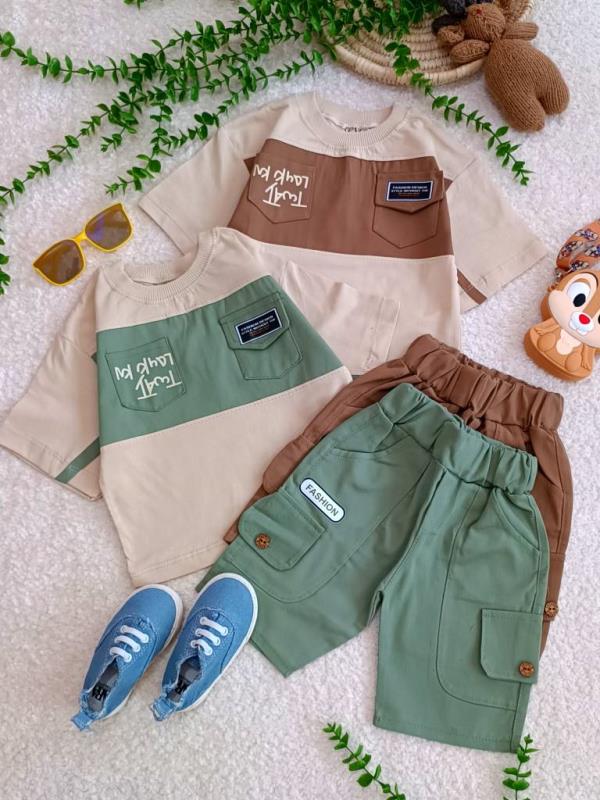 T-shirts and shorts for girls and boys from 1 year to 9 years (15) T-shirts and shorts for girls and boys from 1 year to 9 years