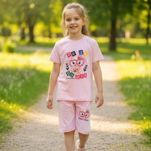 Girls' t-shirts and shorts from size 40 to size 55