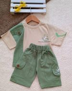 Boys' t-shirts and shorts from sizes 35 to 60