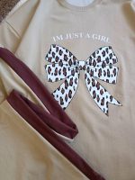 Girls' and women's T-shirts and pants, size 70