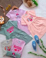 Girls' dress, sizes 40 to 65