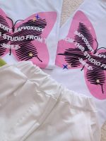 Girls' t-shirt and pants suitable for ages 9 to 12