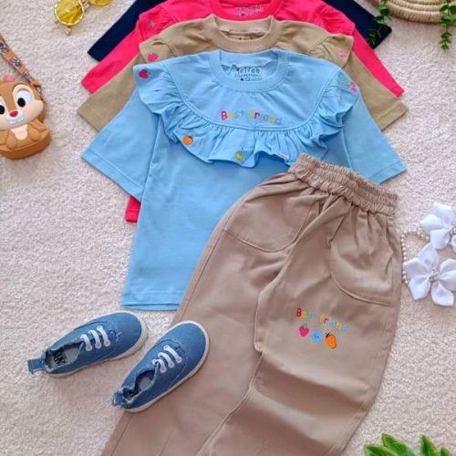 Girls' t-shirts and pants from sizes 40 to 60