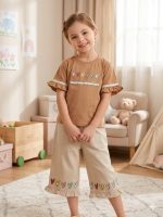 Girls' t-shirts and pants from sizes 40 to 60