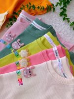 Girls' t-shirts and shorts from sizes 35 to 50