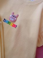 Girls' t-shirts and shorts from sizes 35 to 50