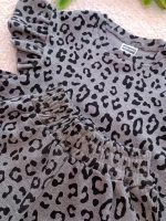 Girls' t-shirts and shorts from sizes 40 to 55