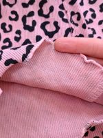 Girls' t-shirts and shorts from sizes 40 to 55