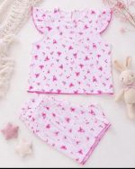 Girls' tops and shorts from sizes 40 to 55