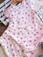 Girls' tops and shorts from sizes 40 to 55