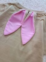 Girls' T-shirt and shorts, sizes 35 to 45