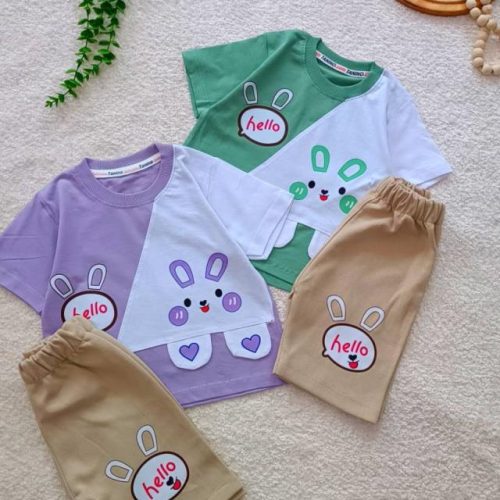 Girls' T-shirt and shorts, sizes 35 to 45
