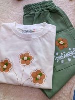 Girls' T-shirt and shorts, sizes 40 to 60