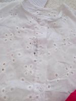 Girls' blouse and shorts set, sizes 40 to 55.