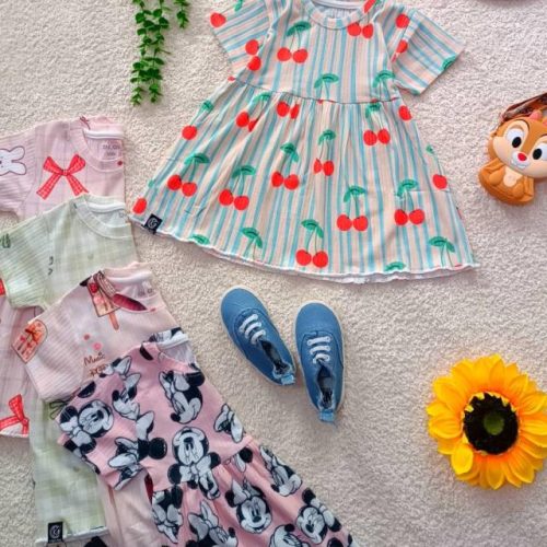 Girls' dress, ages 2 to 8