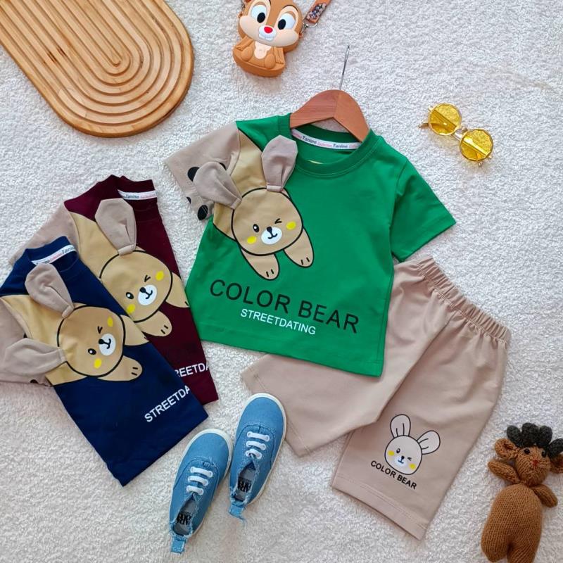 T-shirts and shorts for girls and boys, sizes 35 to 45 (9) T-shirts and shorts for girls and boys, sizes 35 to 45