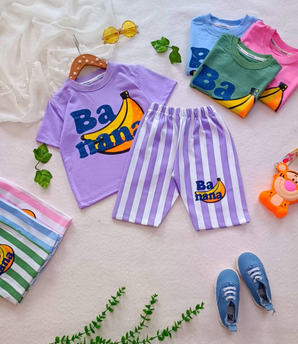 6ec40ea4-ffaf-46dd-bda0-7f52ef59e580 T-shirts and shorts for girls and boys, sizes 40 to 55