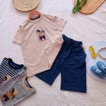 Boys' T-shirt and shorts, sizes 55 to 65