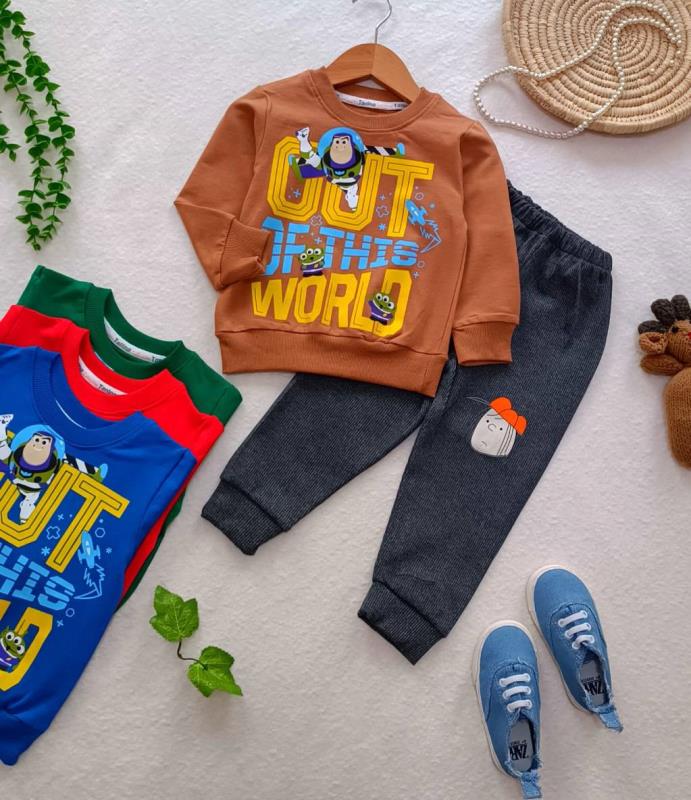 Boys' blouse and trousers, sizes 35 to 45 (2)