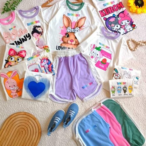 Girls' T-shirt and shorts set (ages 1 to 7)