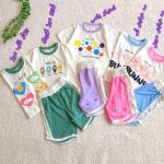 Girls' T-shirt and shorts set (ages 1 to 7)