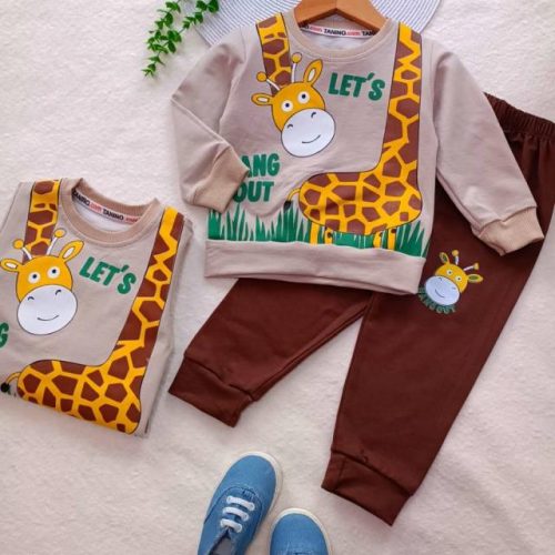 Girls' and boys' tops and trousers, ages 1 to 7