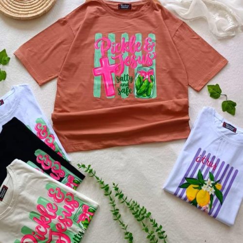 Girls' and women's T-shirts, ranging from age 13 up to size 44