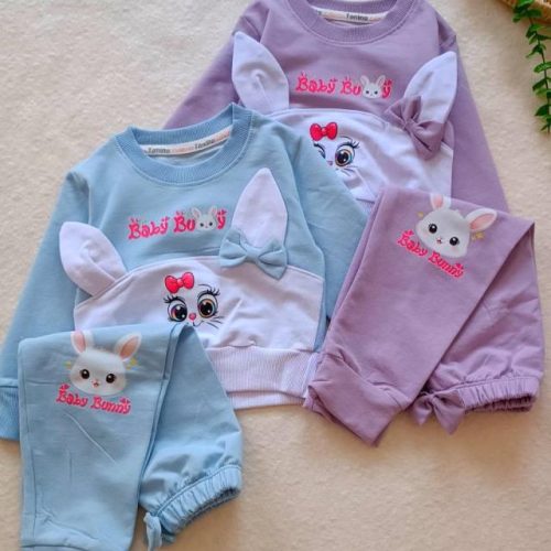Girls' blouse and trousers, sizes 30 to 45