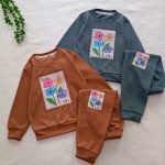Girls' blouse and trousers, sizes 40 and 45