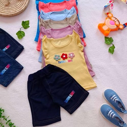 Girls' tank top and shorts set (ages 1 to 5)