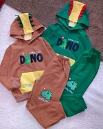 Boys' hoodie and trousers, sizes 45 and 50