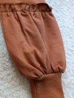 Girls' blouse and skirt, sizes 40 to 60