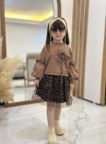 Girls' blouse and skirt, sizes 40 to 60